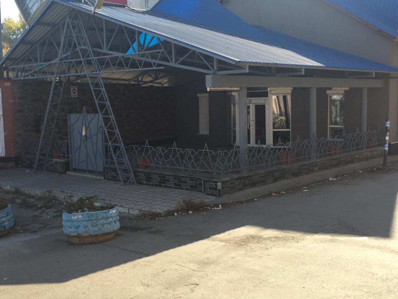 Hostel -Hotel Granat Rivne City Екстериор снимка