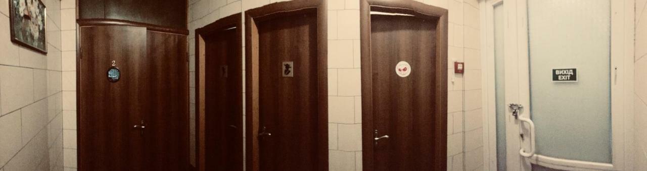 Hostel -Hotel Granat Rivne City Екстериор снимка