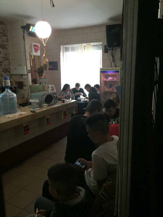 Hostel -Hotel Granat Rivne City Екстериор снимка